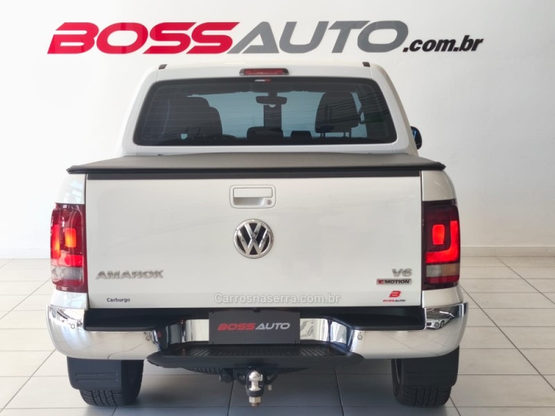 AMAROK 3.0 V6 TDI HIGHLINE CD DIESEL 4MOTION AUTOMÁTICO - 2023 - CAXIAS DO SUL