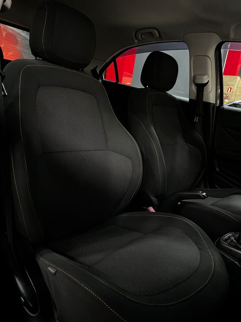 ONIX 1.0 LT 12V FLEX 4P MANUAL - 2013 - SãO LEOPOLDO