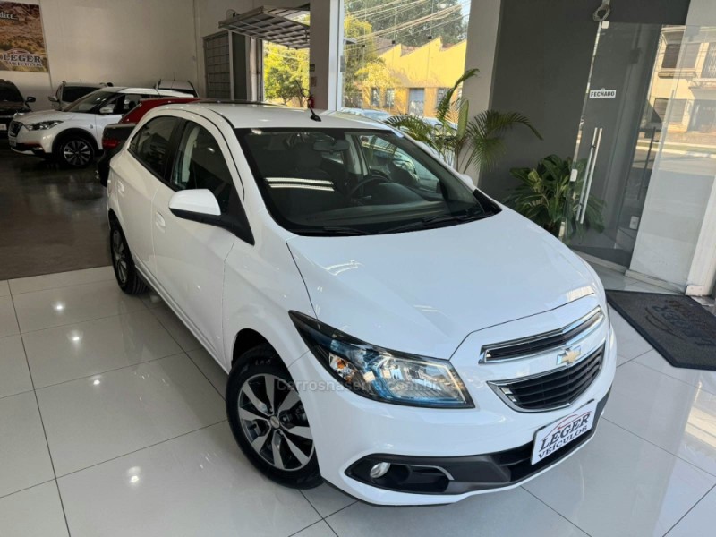 ONIX 1.4 MPFI LT 8V FLEX 4P MANUAL - 2014 - SãO LEOPOLDO