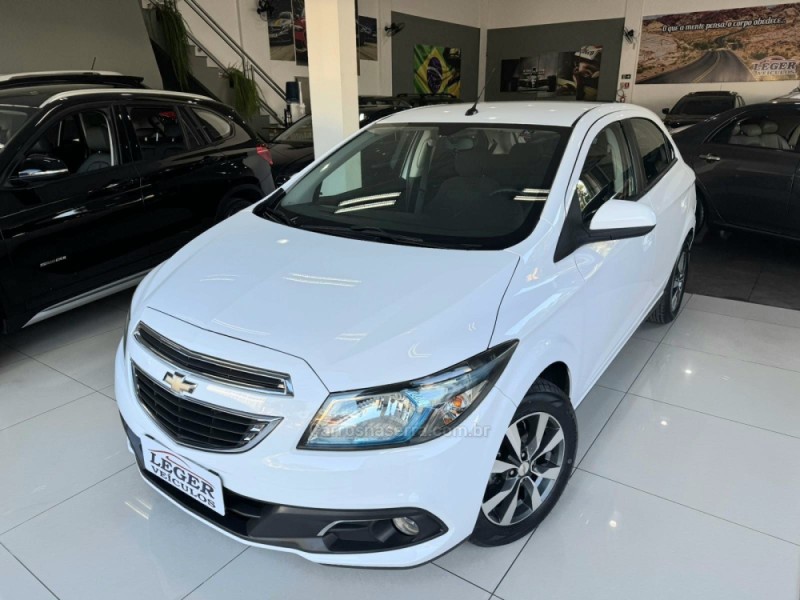 ONIX 1.4 MPFI LT 8V FLEX 4P MANUAL - 2014 - SãO LEOPOLDO