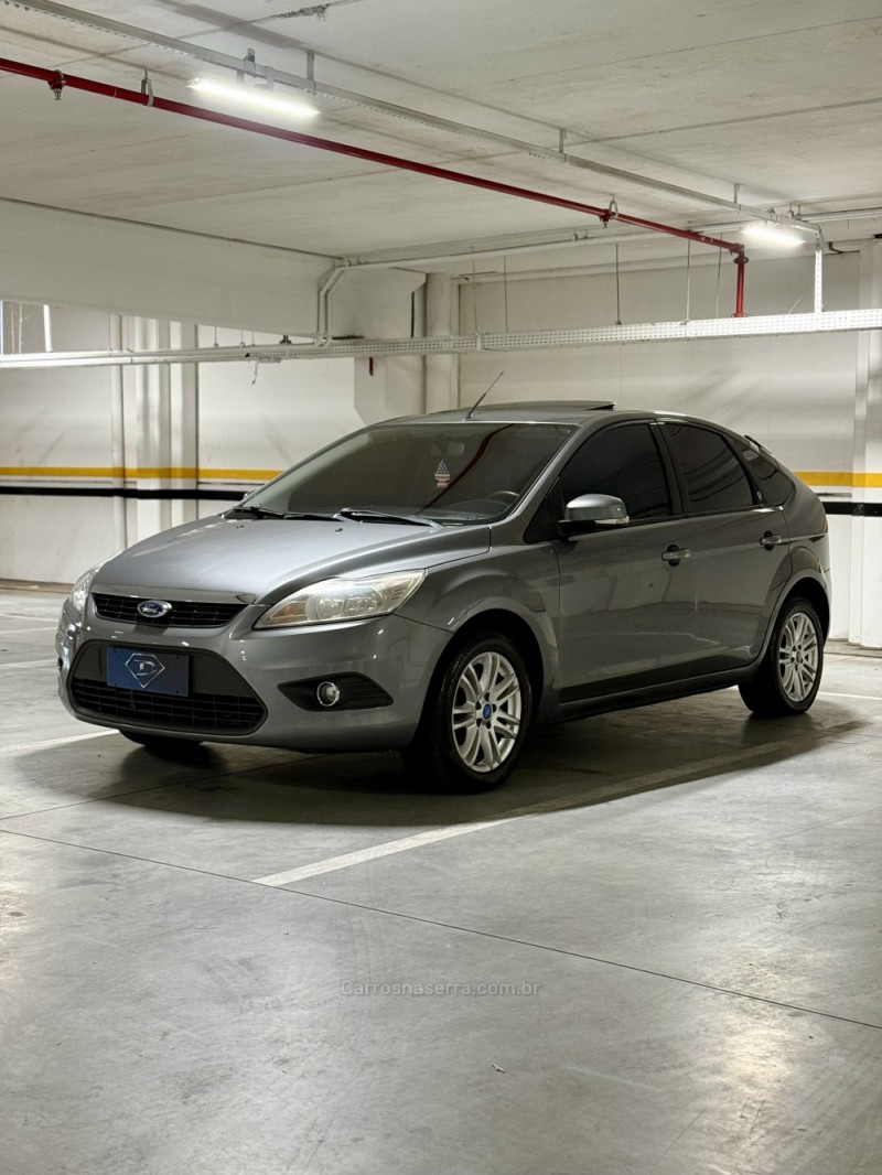 focus 2.0 ghia 16v gasolina 4p automatico 2010 caxias do sul