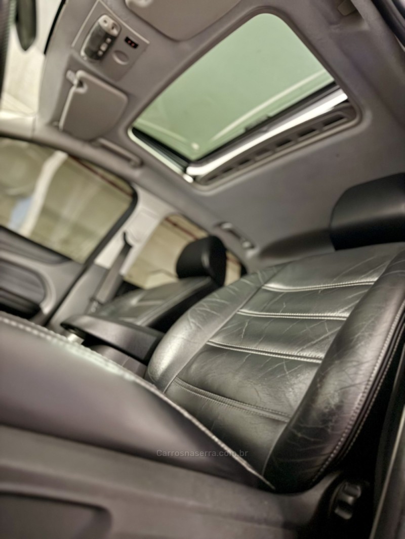 FOCUS 2.0 GHIA 16V GASOLINA 4P AUTOMÁTICO - 2010 - CAXIAS DO SUL