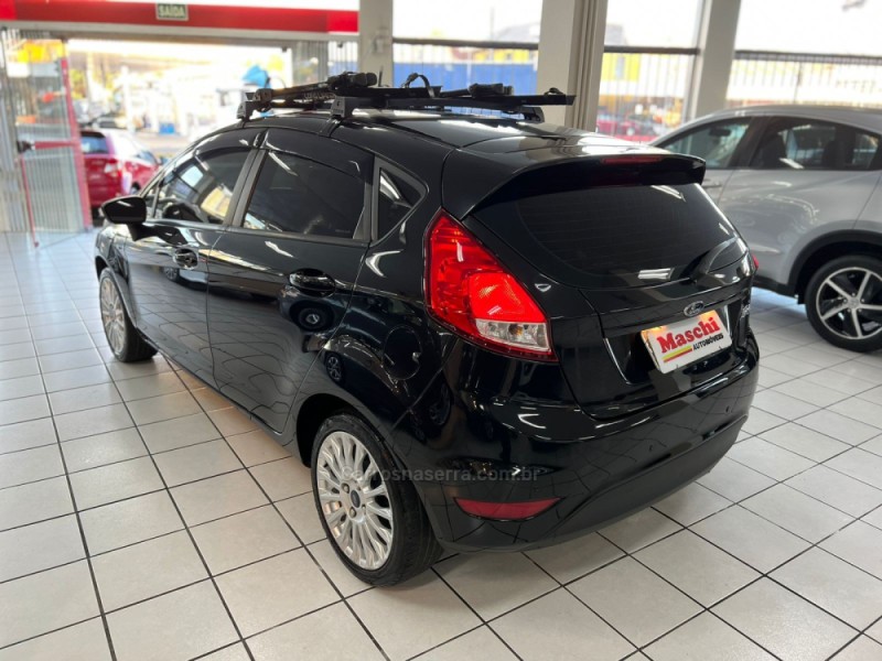 FIESTA 1.6 SE STYLE HATCH 16V FLEX 4P MANUAL - 2017 - CAXIAS DO SUL