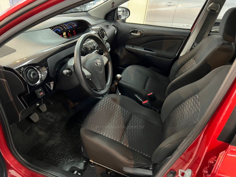 ETIOS 1.5 X PLUS 16V FLEX 4P MANUAL - 2014 - CAXIAS DO SUL
