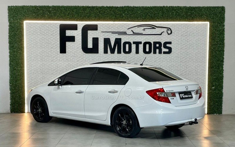 CIVIC 1.8 EXS 16V FLEX 4P AUTOMÁTICO - 2013 - NOVO HAMBURGO