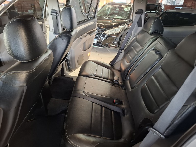 PAJERO DAKAR 3.2 HPE 4X4 7 LUGARES 16V TURBO INTERCOOLER DIESEL 4P AUTOMÁTICO - 2015 - FARROUPILHA