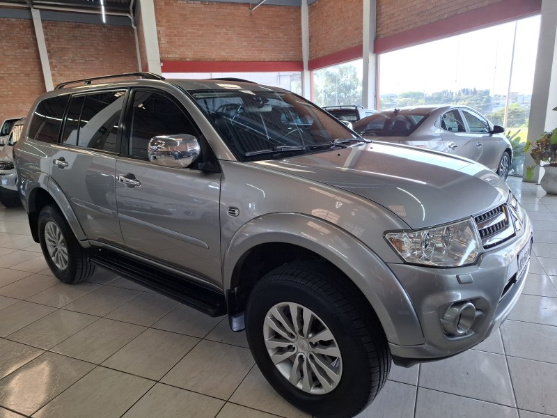 pajero dakar 3.2 hpe 4x4 7 lugares 16v turbo intercooler diesel 4p automatico 2015 farroupilha