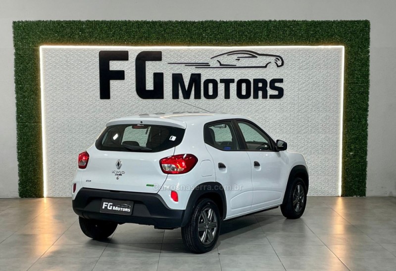 KWID 1.0 12V SCE FLEX ZEN MANUAL - 2024 - NOVO HAMBURGO