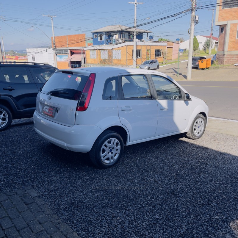 FIESTA 1.6 ROCAM SE 8V FLEX 4P MANUAL - 2014 - NOVO HAMBURGO