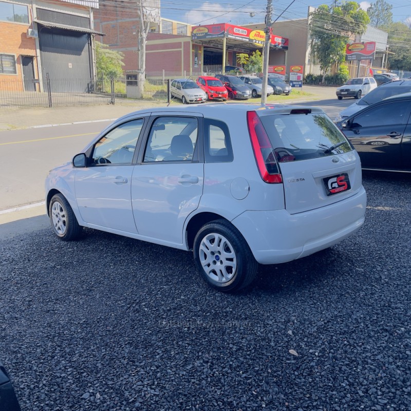 FIESTA 1.6 ROCAM SE 8V FLEX 4P MANUAL - 2014 - NOVO HAMBURGO