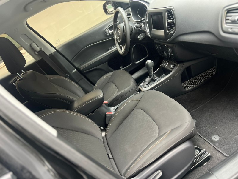 COMPASS 2.0 16V FLEX SPORT AUTOMÁTICO - 2018 - CAXIAS DO SUL