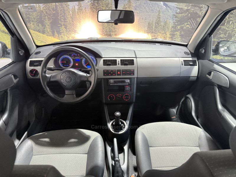 GOL 1.6 MI RALLYE 8V FLEX 4P MANUAL G.III - 2005 - GARIBALDI