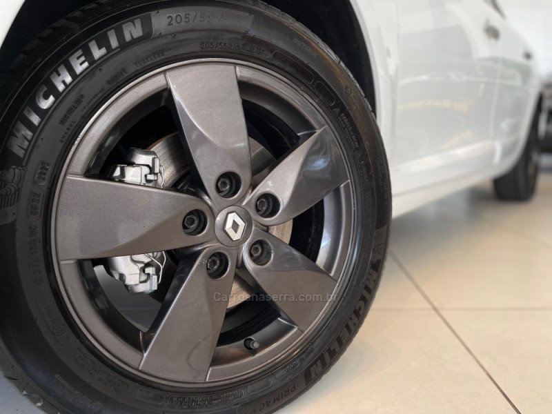 FLUENCE 2.0 DYNAMIQUE 16V FLEX 4P AUTOMÁTICO - 2014 - SãO LEOPOLDO