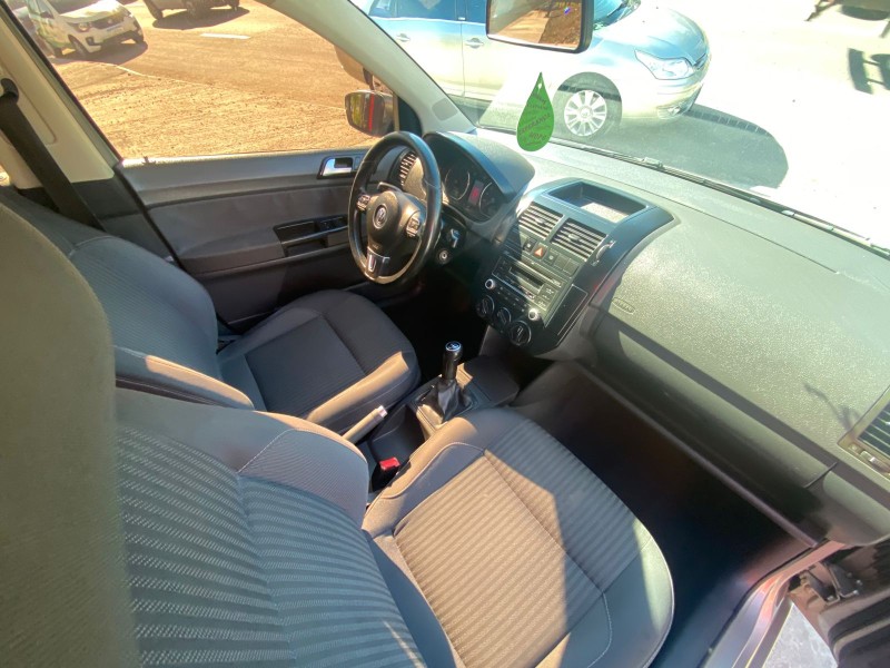 POLO 1.6 MI 8V TOTAL FLEX 4P MANUAL - 2014 - CAXIAS DO SUL