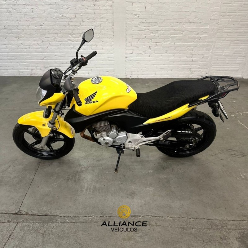 CB 300R  - 2012 - CAXIAS DO SUL
