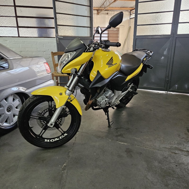 cb 300r  2012 caxias do sul
