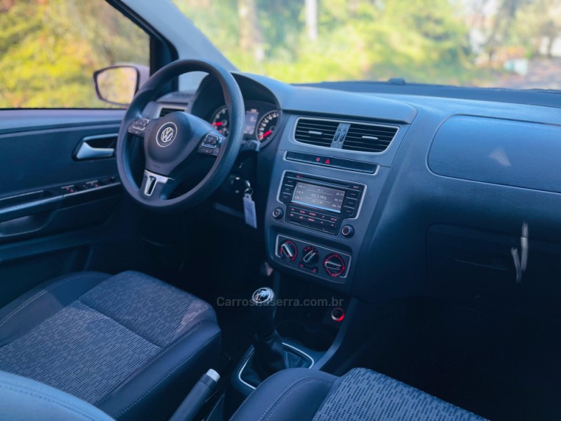 FOX 1.6 MI ITREND 8V FLEX 4P MANUAL - 2014 - NOVO HAMBURGO