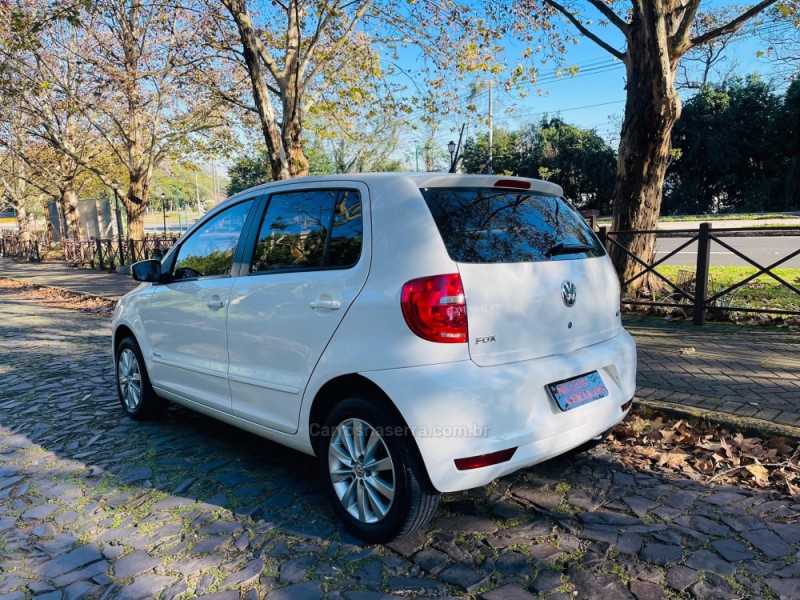 FOX 1.6 MI ITREND 8V FLEX 4P MANUAL - 2014 - NOVO HAMBURGO