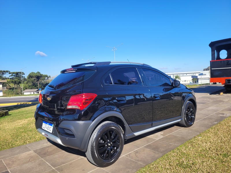 ONIX 1.4 MPFI ACTIV 8V FLEX 4P AUTOMÁTICO - 2019 - CARLOS BARBOSA