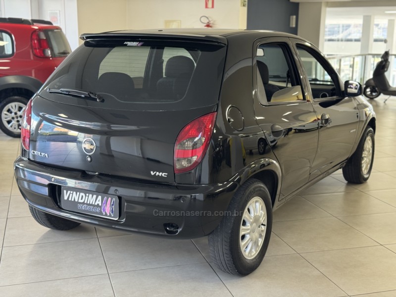 CELTA 1.0 MPFI VHC SUPER 8V GASOLINA 4P MANUAL - 2004 - FLORES DA CUNHA