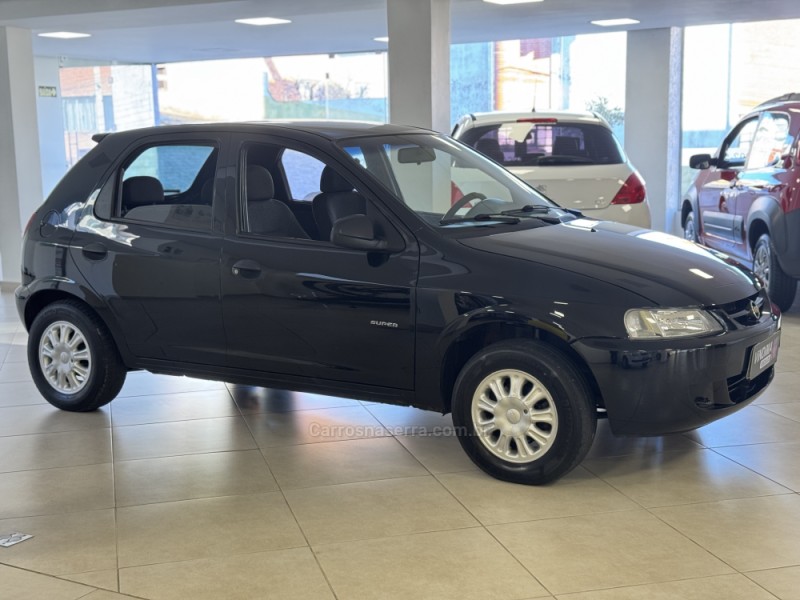 CELTA 1.0 MPFI VHC SUPER 8V GASOLINA 4P MANUAL - 2004 - FLORES DA CUNHA
