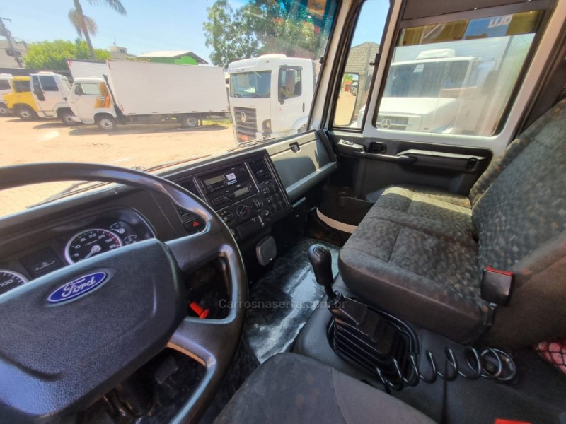 CARGO 816 S - 2016 - PORTãO