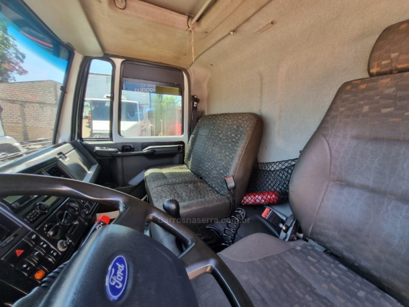 CARGO 816 S - 2016 - PORTãO