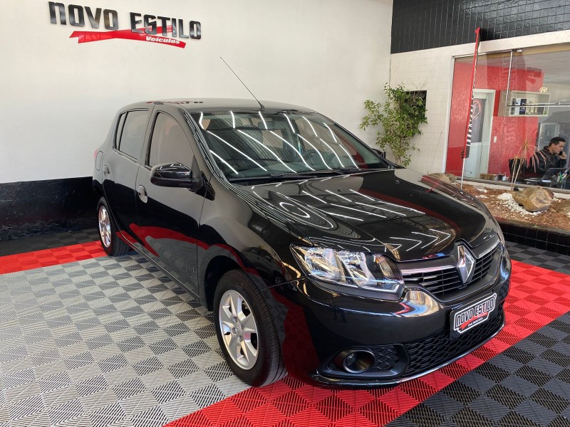 SANDERO 1.6 EXPRESSION 8V FLEX 4P MANUAL - 2015 - CAXIAS DO SUL