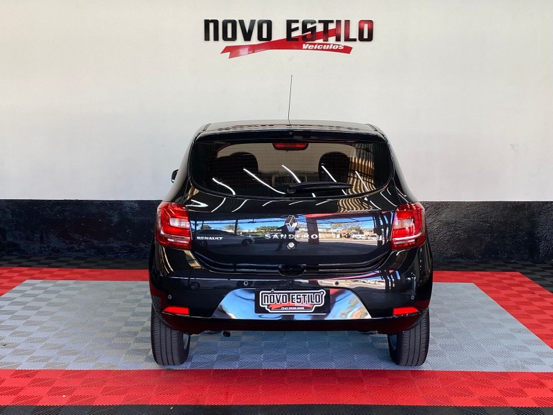 SANDERO 1.6 EXPRESSION 8V FLEX 4P MANUAL - 2015 - CAXIAS DO SUL