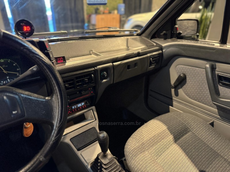 PARATI 1.8 MI GL 8V GASOLINA 2P MANUAL - 1995 - FARROUPILHA