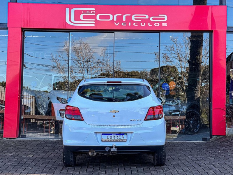 ONIX 1.4 MPFI LTZ 8V FLEX 4P AUTOMÁTICO - 2015 - CANELA