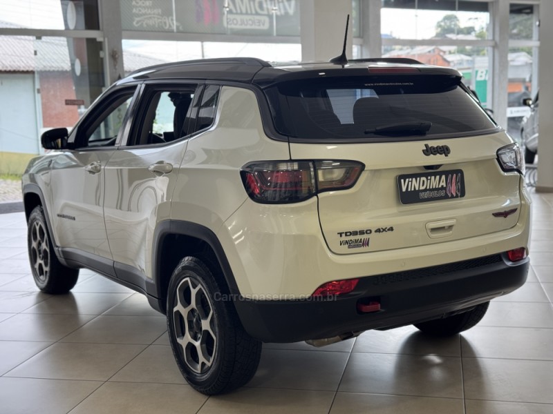 COMPASS 2.0 TRAILHAWK TD350 TURBO DIESEL 4X4 4P AUTOMÁTICO - 2022 - FLORES DA CUNHA