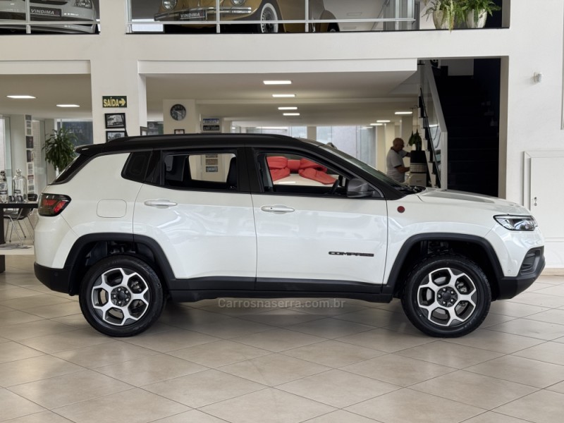 COMPASS 2.0 TRAILHAWK TD350 TURBO DIESEL 4X4 4P AUTOMÁTICO - 2022 - FLORES DA CUNHA