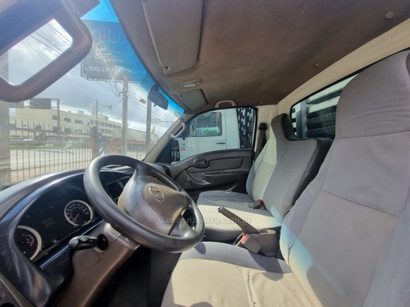 HR 2.5 TCI HD LONGO SEM CAÇAMBA 4X2 8V 97CV TURBO INTERCOOLER DIESEL 2P MANUAL - 2012 - PORTãO