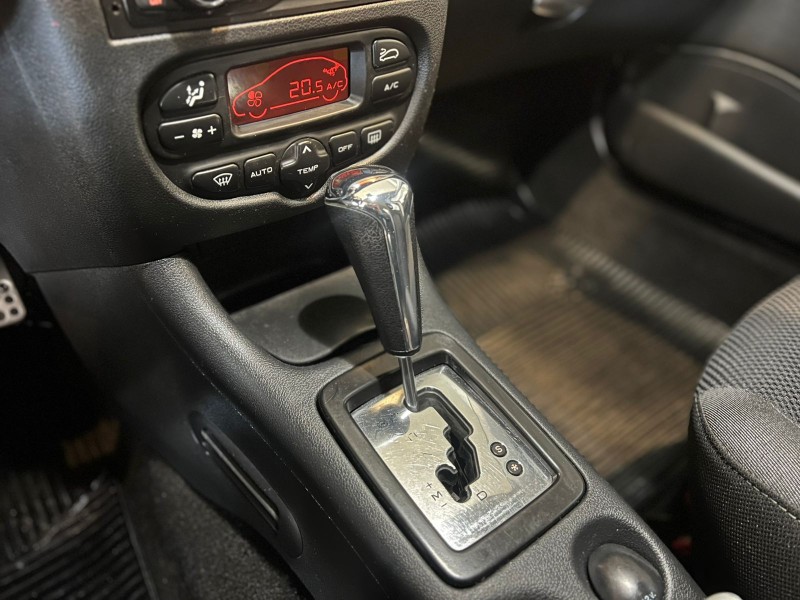 207 1.6 XS 16V FLEX 4P AUTOMÁTICO - 2012 - CAXIAS DO SUL
