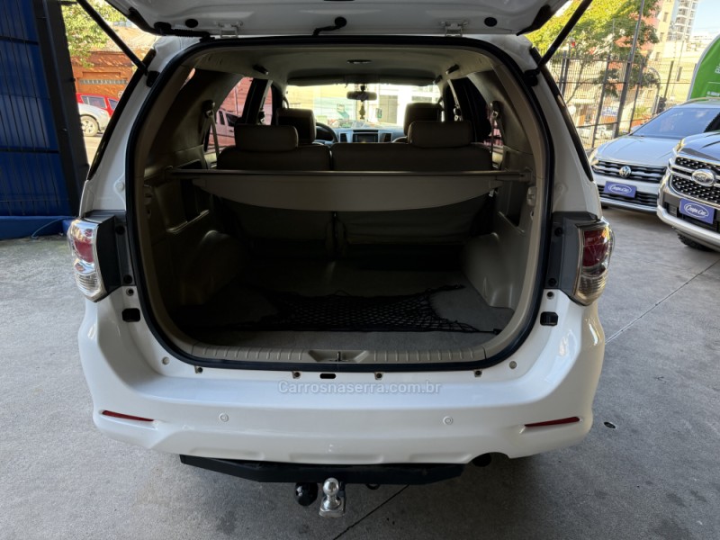 HILUX SW4 2.7 SR 4X2 16V FLEX 4P AUTOMÁTICO - 2012 - CAXIAS DO SUL
