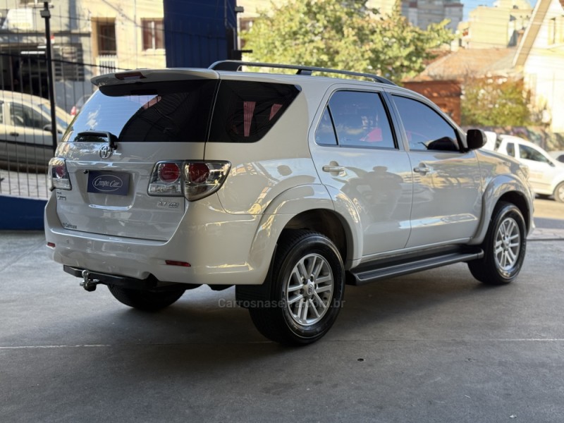 HILUX SW4 2.7 SR 4X2 16V FLEX 4P AUTOMÁTICO - 2012 - CAXIAS DO SUL