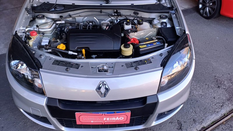 SANDERO 1.0 EXPRESSION 16V FLEX 4P MANUAL - 2014 - CAXIAS DO SUL