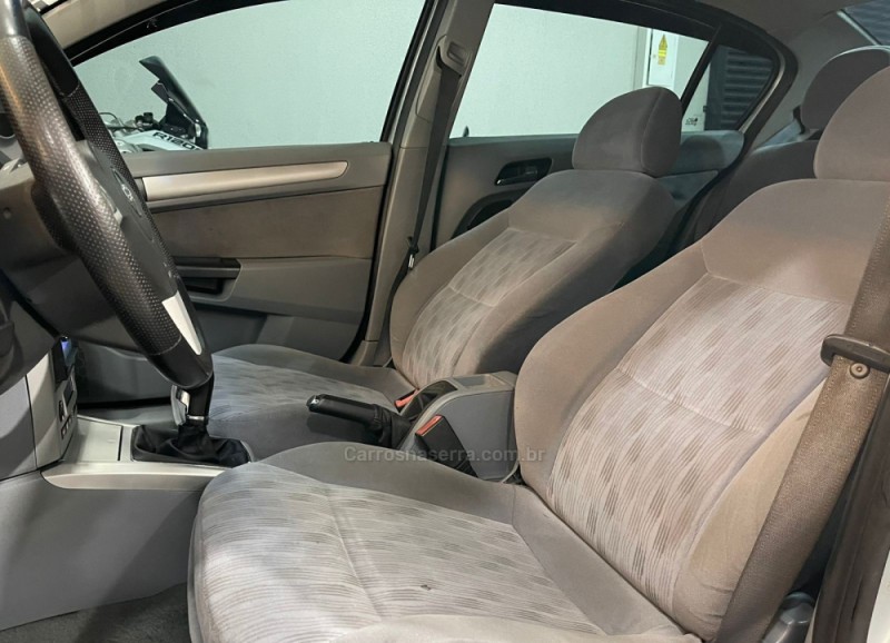 VECTRA 2.0 MPFI ELEGANCE 8V FLEX 4P MANUAL - 2008 - NOVO HAMBURGO