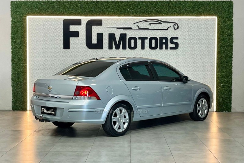 VECTRA 2.0 MPFI ELEGANCE 8V FLEX 4P MANUAL - 2008 - NOVO HAMBURGO