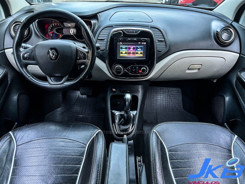 CAPTUR 1.6 16V INTENSE BOSE FLEX 4P AUTOMÁTICO - 2018 - NOVO HAMBURGO