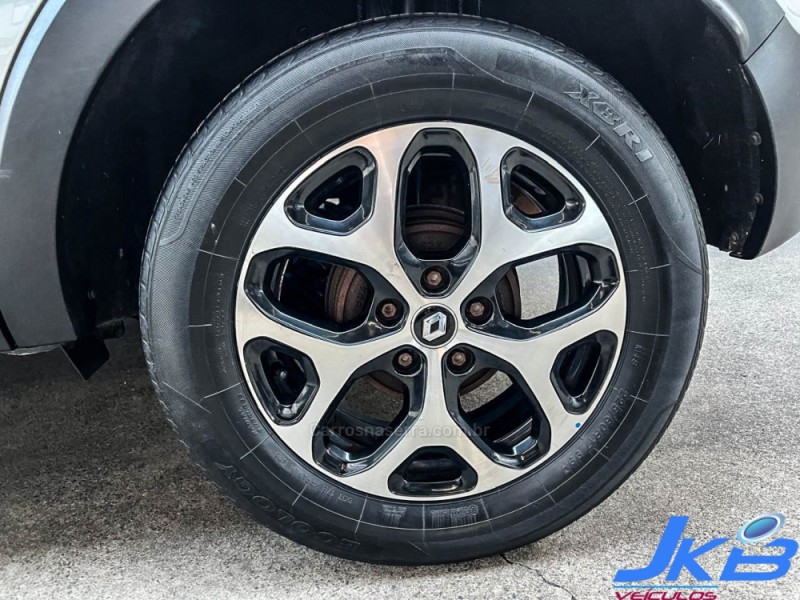CAPTUR 1.6 16V INTENSE BOSE FLEX 4P AUTOMÁTICO - 2018 - NOVO HAMBURGO