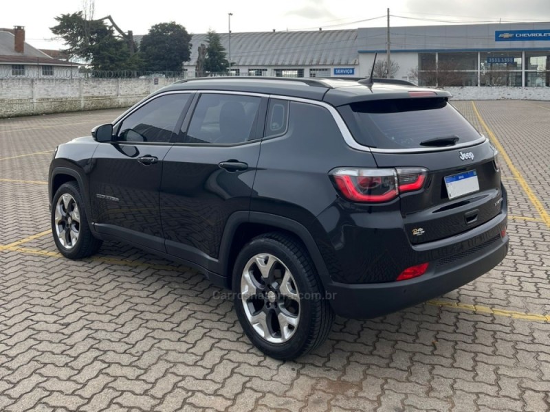 COMPASS 2.0 16V FLEX LIMITED AUTOMÁTICO - 2018 - VACARIA