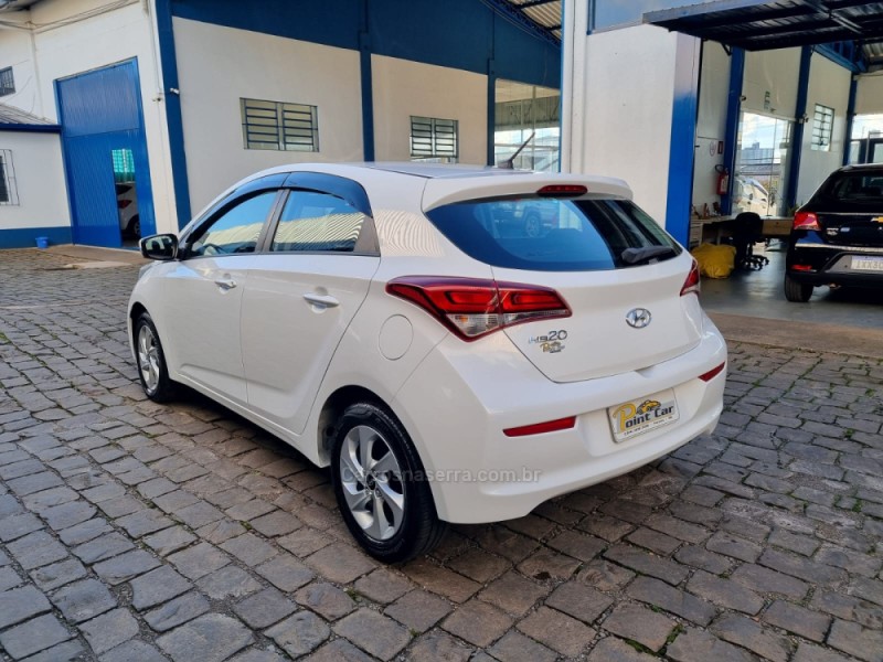HB20 1.0 COMFORT 12V FLEX 4P MANUAL - 2016 - VACARIA