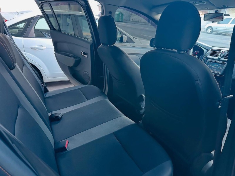 SANDERO 1.6 STEPWAY 16V FLEX 4P MANUAL - 2015 - CAXIAS DO SUL