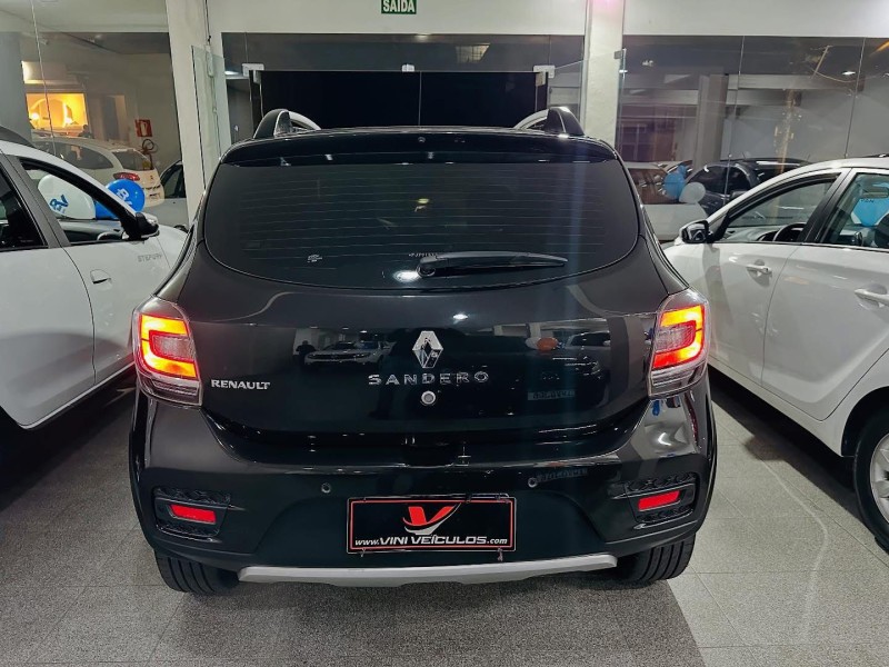 SANDERO 1.6 STEPWAY 16V FLEX 4P MANUAL - 2015 - CAXIAS DO SUL