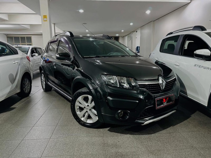 SANDERO 1.6 STEPWAY 16V FLEX 4P MANUAL - 2015 - CAXIAS DO SUL