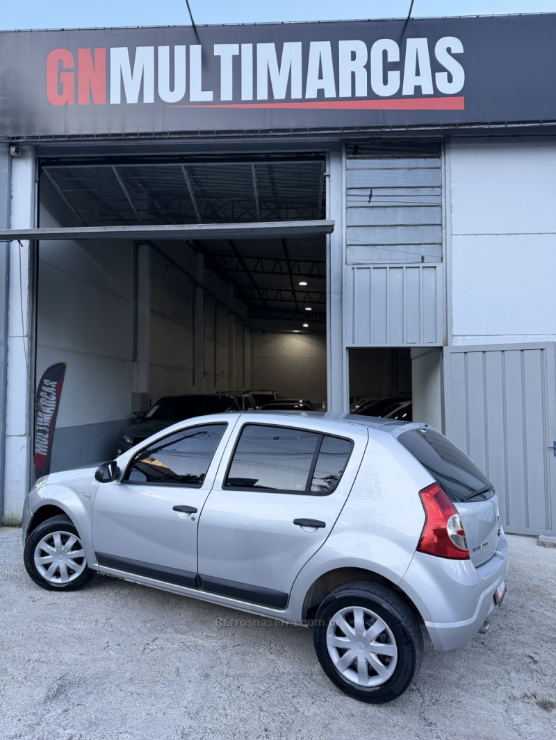SANDERO 1.0 AUTHENTIQUE 16V FLEX 4P MANUAL - 2010 - CAXIAS DO SUL