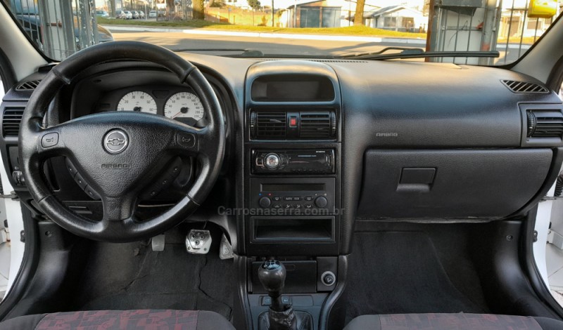 ASTRA 2.0 SFI GSI 16V GASOLINA 4P MANUAL - 2004 - CAXIAS DO SUL