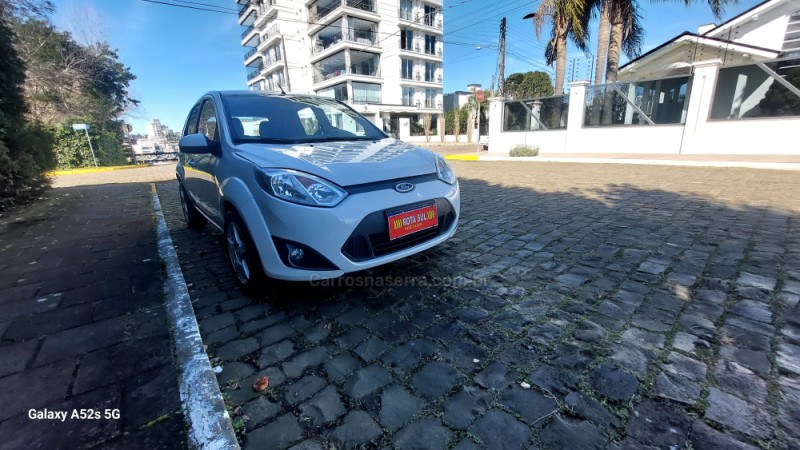 FIESTA 1.6 MPI CLASS HATCH 8V FLEX 4P MANUAL - 2014 - FARROUPILHA